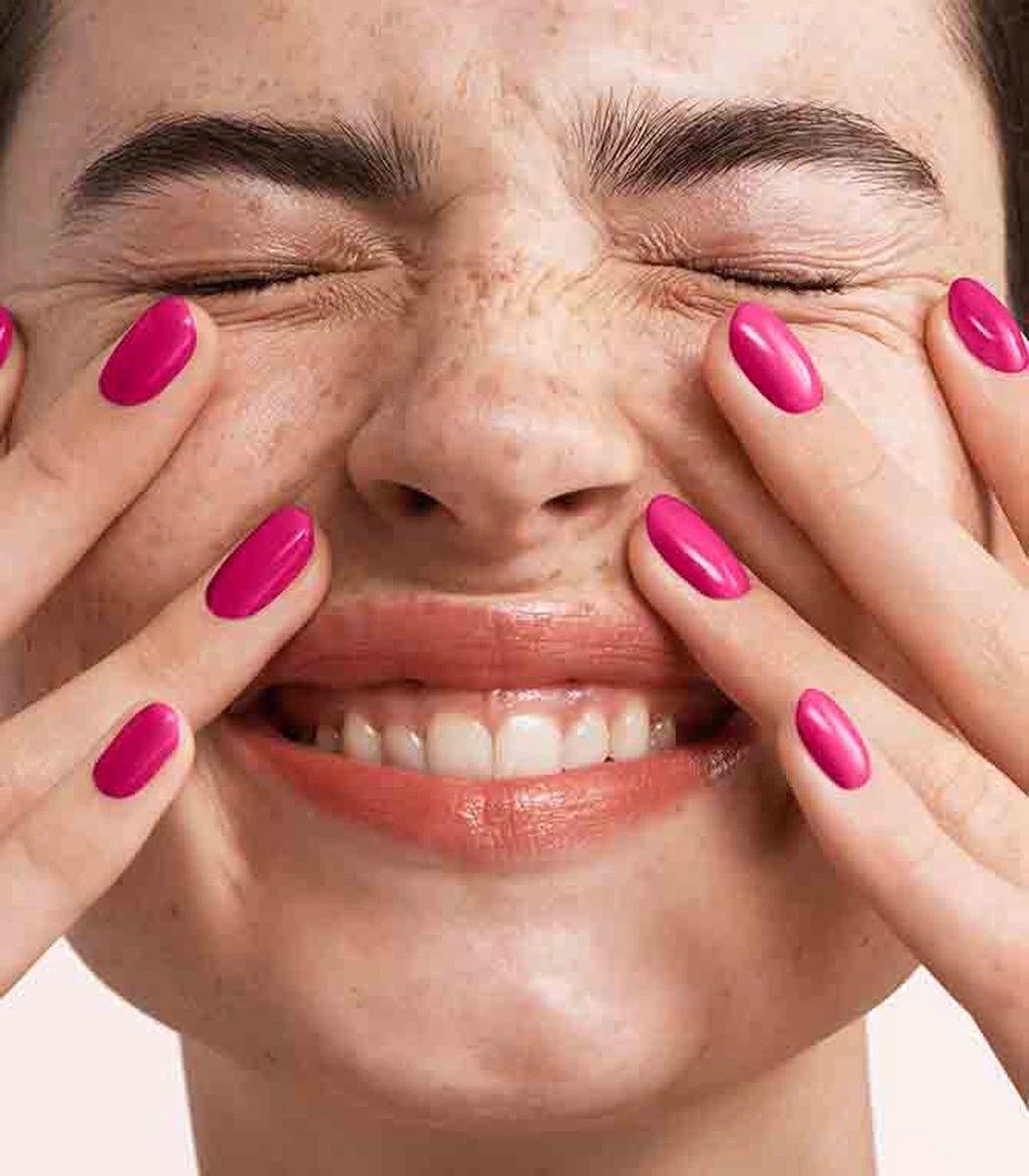 Pink Gellac - Sapphire Pink - Gellak - Vegan - Roze - Glanzend - 15ml 6 Pink Gellac - Sapphire Pink - Gellak - Vegan - Roze - Glanzend - 15ml - Afbeelding 6