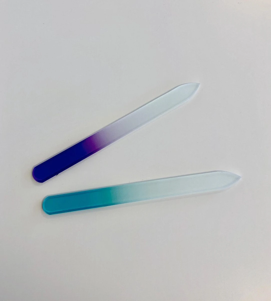 Merkloos Unieke Glazen Nagelvijl Van Ongeveer 14 CM 1 Merkloos Unieke Glazen Nagelvijl Van Ongeveer 14 CM