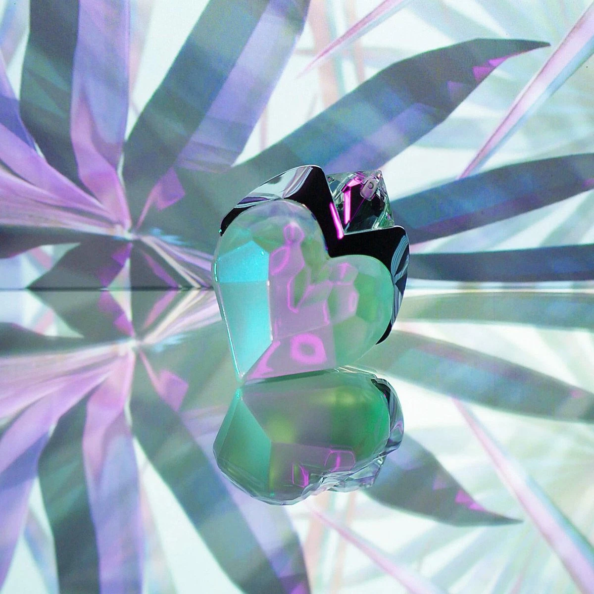 Thierry Mugler Aura Sensuelle 50 Ml - Eau De Parfum Sensuelle - Damesparfum 4 Thierry Mugler Aura Sensuelle 50 Ml - Eau De Parfum Sensuelle - Damesparfum - Afbeelding 4