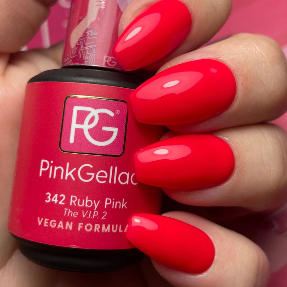 Pink Gellac - Ruby Pink - Gellak - Vegan - Roze - Glanzend - 15ml 7 Pink Gellac - Ruby Pink - Gellak - Vegan - Roze - Glanzend - 15ml - Afbeelding 7