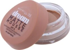 Maybelline Dream Matte Mousse Foundation - 08 Light Beige 9 Maybelline Dream Matte Mousse Foundation - 08 Light Beige -Max Factor Verkoop 1200x863 1