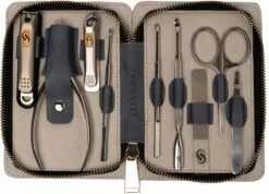 Skeraxo 8-delige Luxe Verschillende Tools - Professioneel Manicure Set & Pedicureset Met Nagelvijl & Nageltang – Behandeling Nagels En Huid 24 Skeraxo 8-delige Luxe Verschillende Tools - Professioneel Manicure Set & Pedicureset Met Nagelvijl & Nageltang – Behandeling Nagels En Huid -Max Factor Verkoop 1200x866
