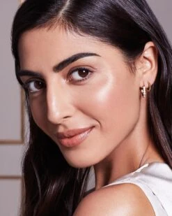 Max Factor Radiant Lift FD - 77 Golden Tan 16 Max Factor Radiant Lift FD - 77 Golden Tan -Max Factor Verkoop 960x1200 3